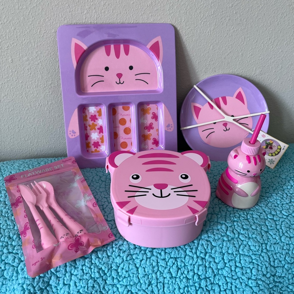 Target Bullseye Playground Christmas 2024 Kids Dining Bundle Cat 🐈‍⬛